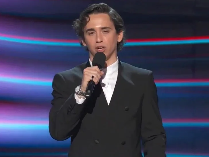 Марсело Эрнандес пошутил над Тайгером Вудсом и Беличиком на ESPYs-2026 — фото 1