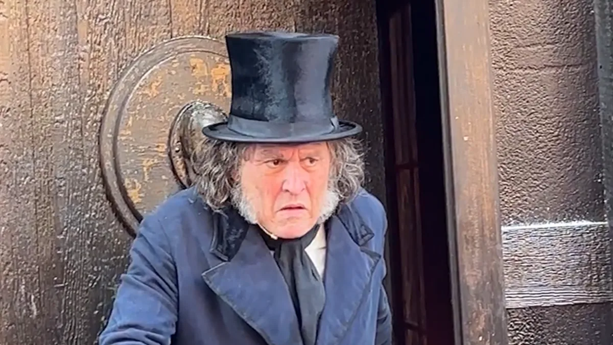 Johnny Depp Surprises Comic-Con as Ebenezer Scrooge