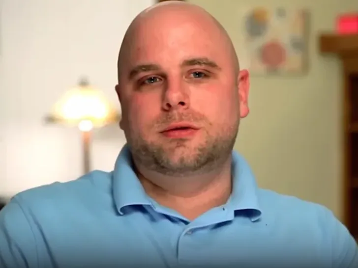 Звезда «90 Day Fiancé» Майкл Элоуэй просит отменить приговор за детское порно