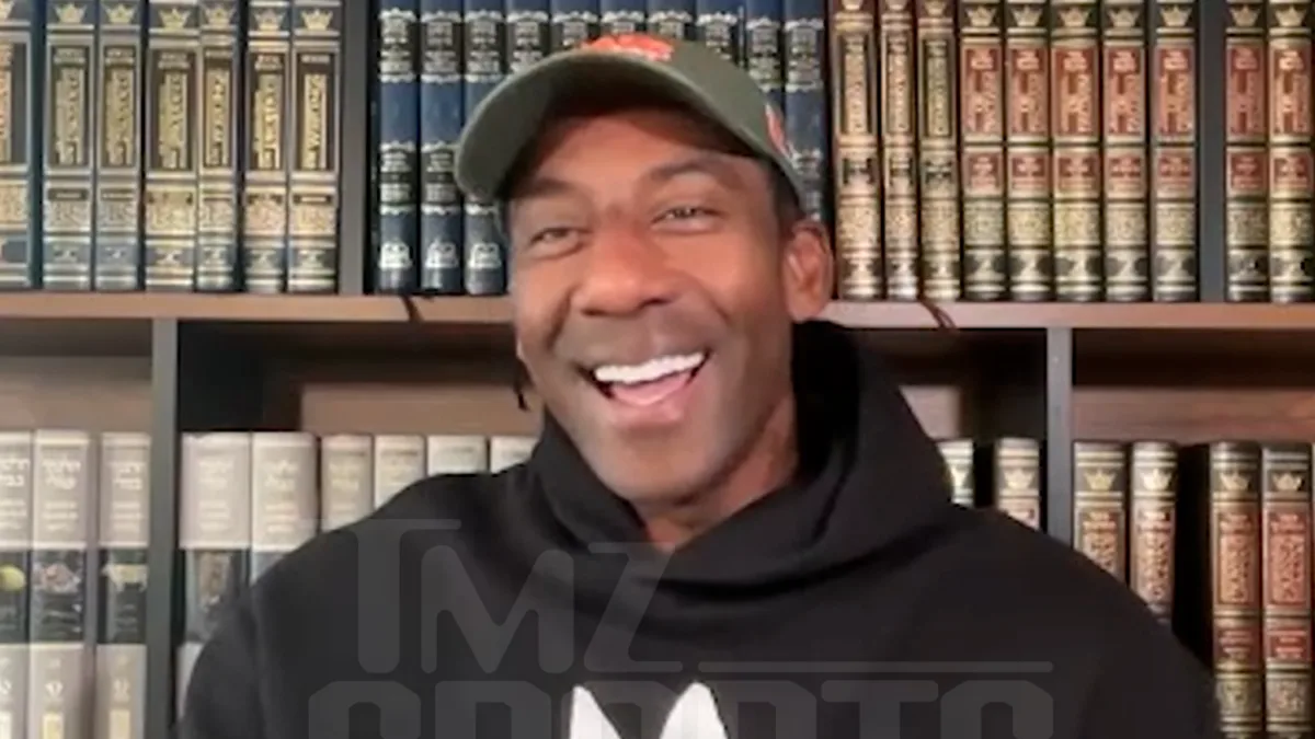 Amar'e Stoudemire Says Becoming Rabbi 'Not Far-Fetched'