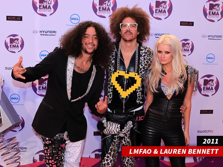 Участница хита «Party Rock Anthem» Лорен Беннетт похоронена в Лондоне — фото 5