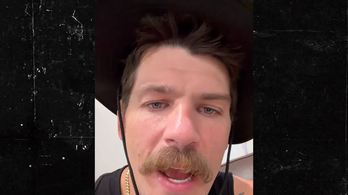 Taylor Lewan Addresses Swift Wedding Invite Snub: 'It's Not a Big Deal'