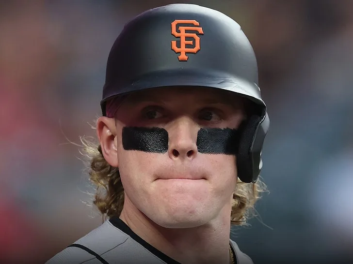 Бейсболист Harrison Bader разбился на скутере, врезавшись в пожарную машину — фото 1