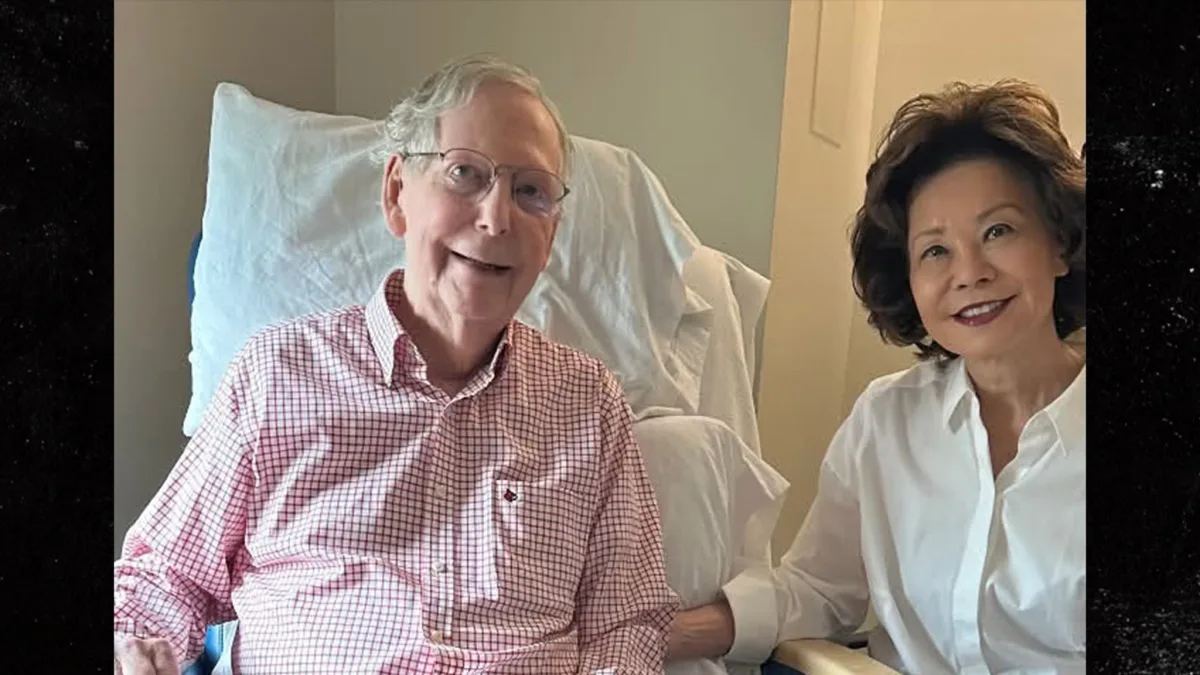 Mitch McConnell's New Photo Sparks AI Conspiracy Theories