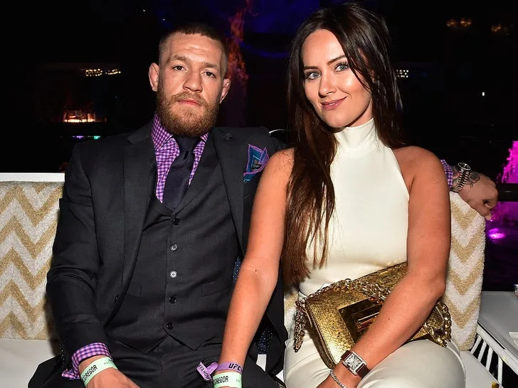 Конор Макгрегор отпраздновал 38-летие после травмы в UFC — фото 4