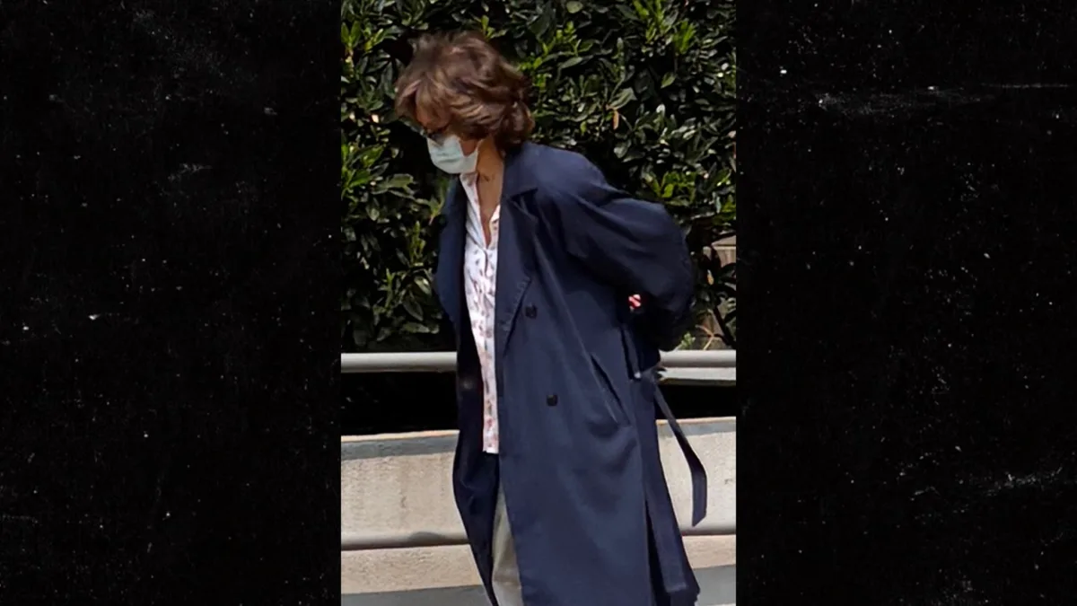 Elaine Chao Spotted Leaving McConnell's Rehab Center