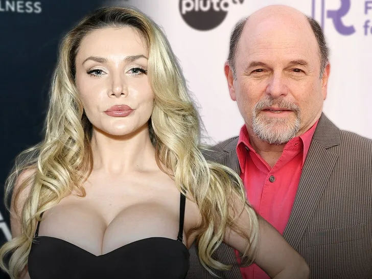 Кортни Стодден приняла извинения Джейсона Александера за скандальный скетч — фото 1