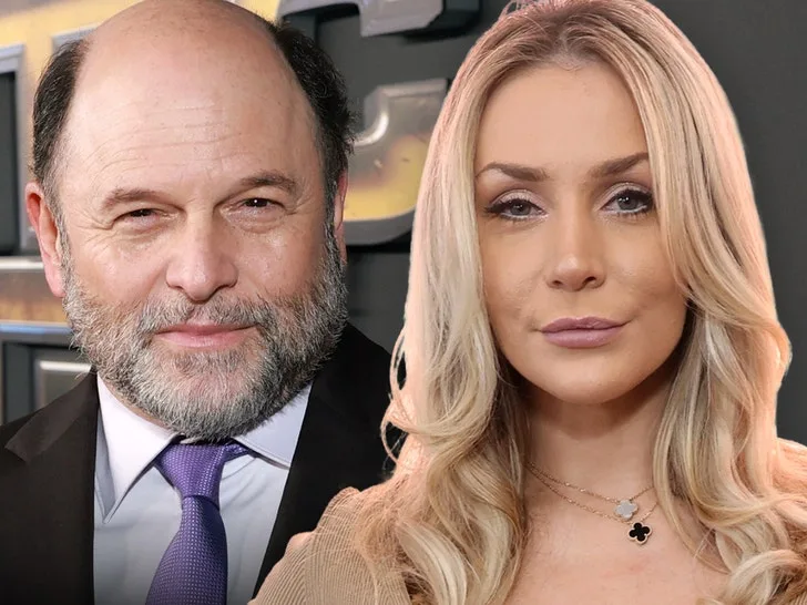 Джейсон Александер пожертвовал $15K в фонд Кортни Стодден — фото 1