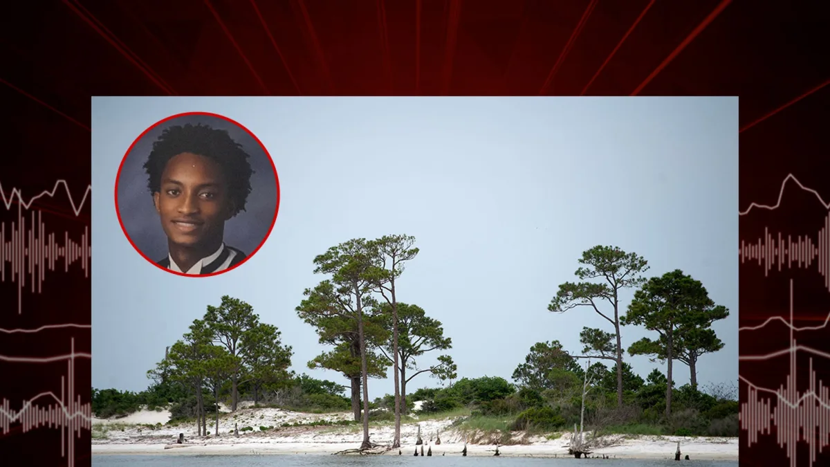 Nolan Wells' Friend Panics in Call to Tow Service: Boat Sinking